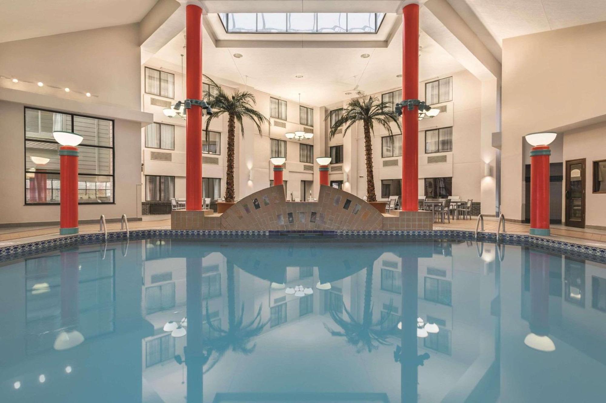 Country Inn & Suites By Radisson, Erie, Pa Kearsarge Luaran gambar